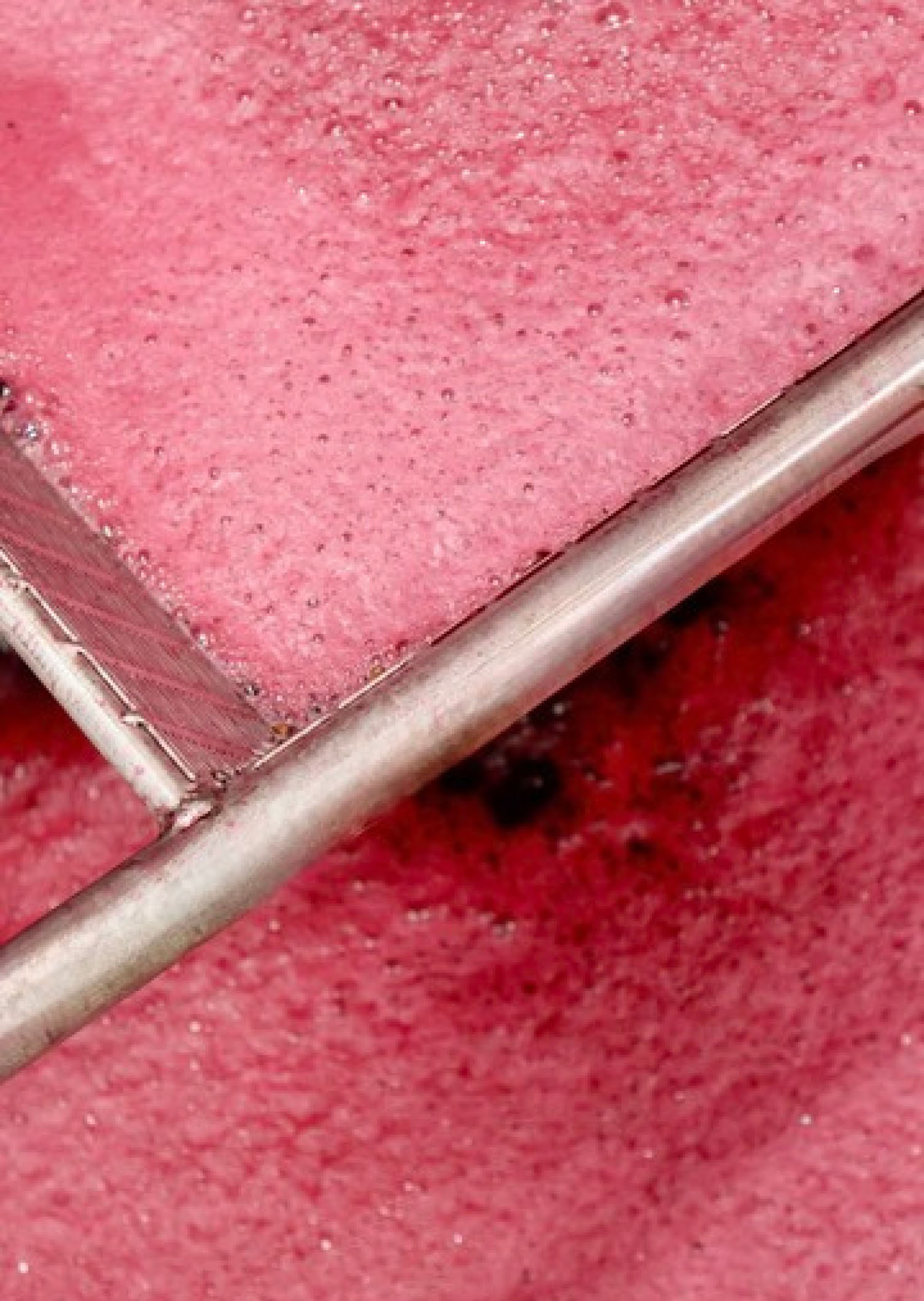Aerated pumping over to<br />
ensure complete<br />
fermentation